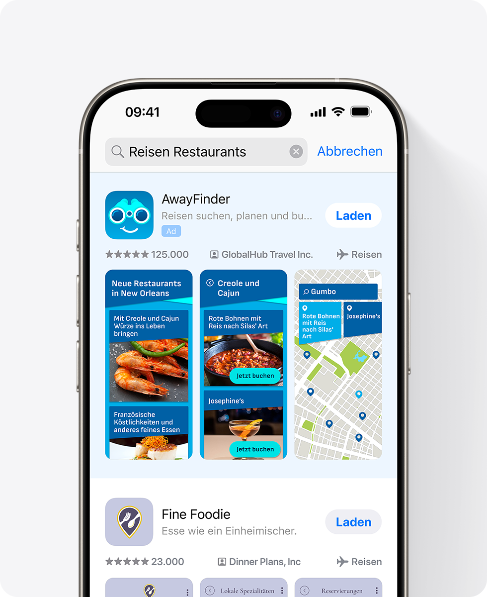 Auf einem iPhone wird oben in den App Store Suchergebnissen eine Anzeige für die Beispiel-App „AwayFinder“ eingeblendet. Die Anzeige enthält drei Screenshots zum Thema Gastronomie und die in das Suchfeld eingegebene Suchanfrage lautet „Reise Gastronomie“.