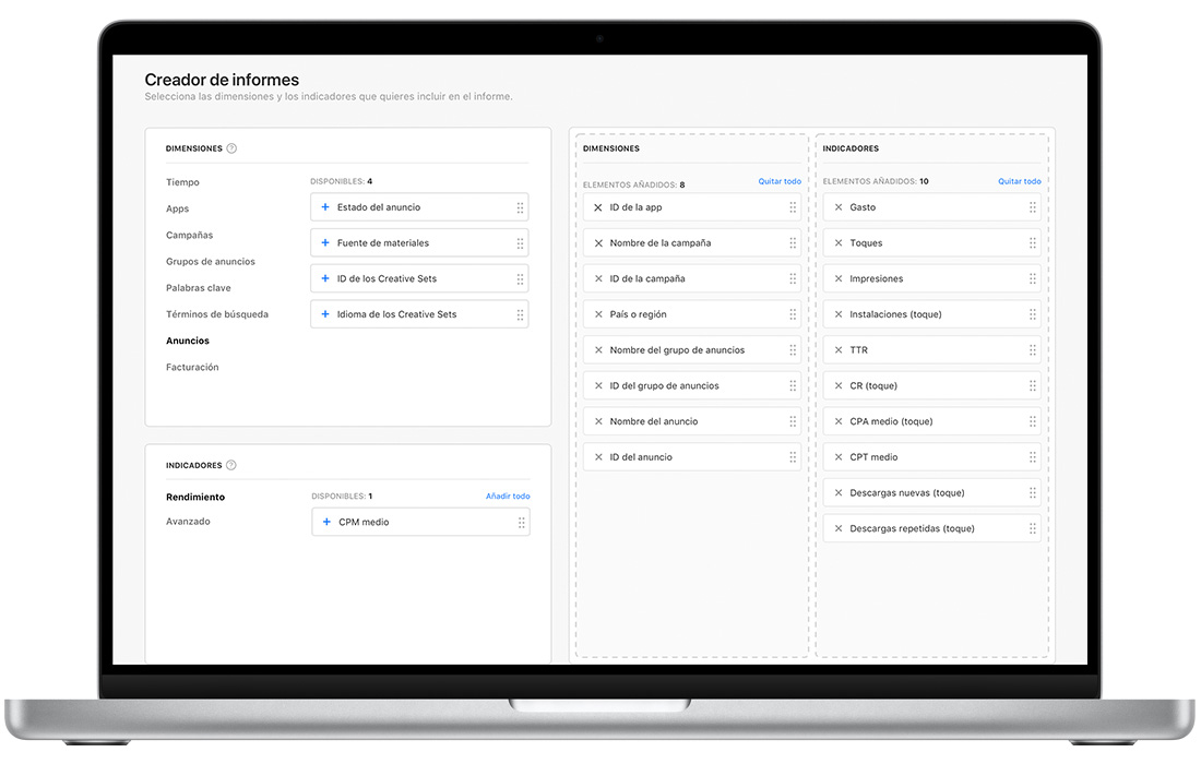 La página Creador de informes de Apple Search Ads Advanced, con las dimensiones y los indicadores disponibles a la izquierda, y las dimensiones y los indicadores elegidos para el informe personalizado a la derecha.