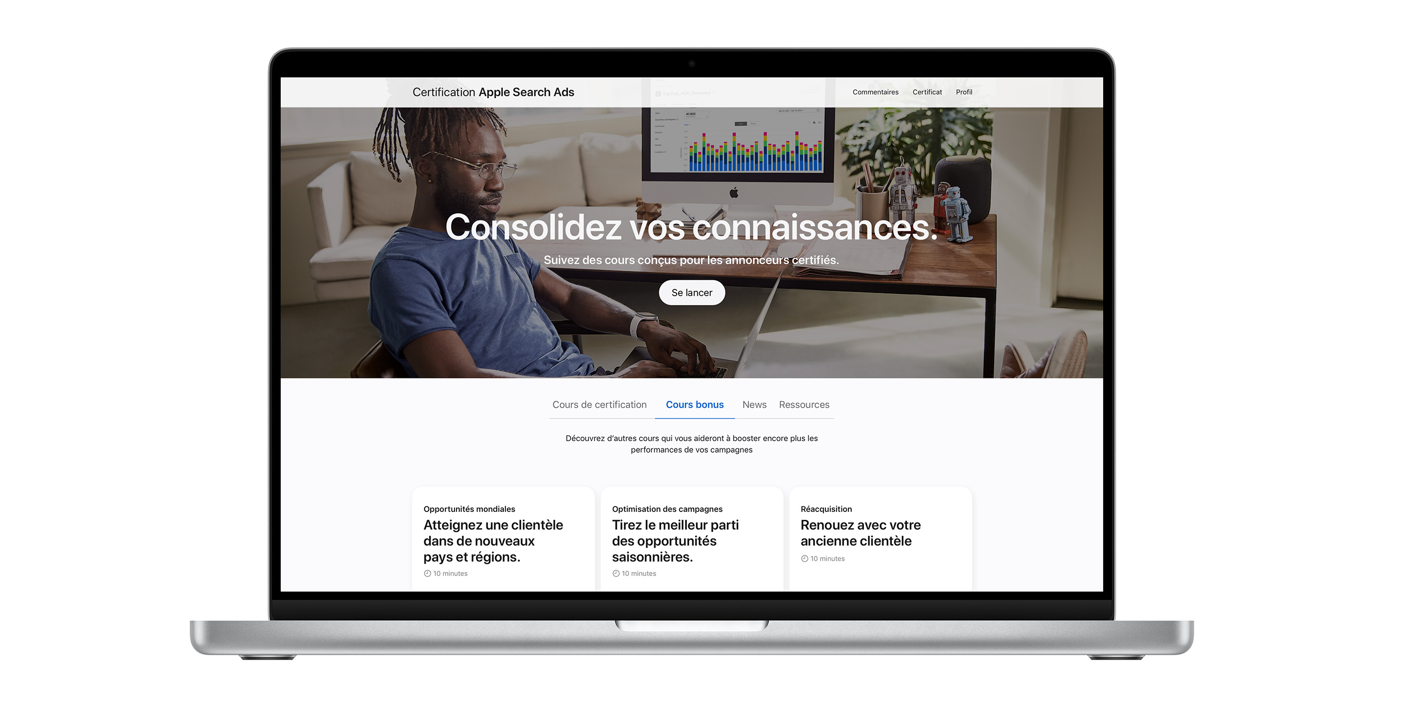 La page de certification Apple Search Ads affichant l’onglet des cours bonus. Il contient trois leçons pour améliorer les performances de vos campagnes.